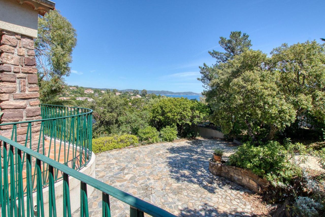 Villa Cavalaire Sur Mer Exterior photo